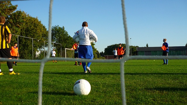 合在场上发 合在场上发